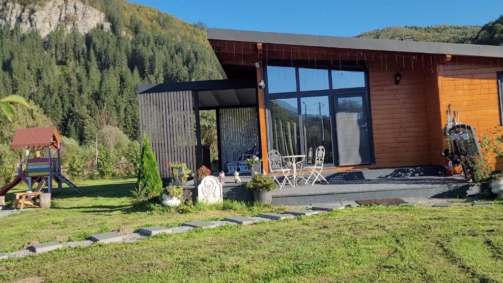 cabana cu ciubar Apuseni